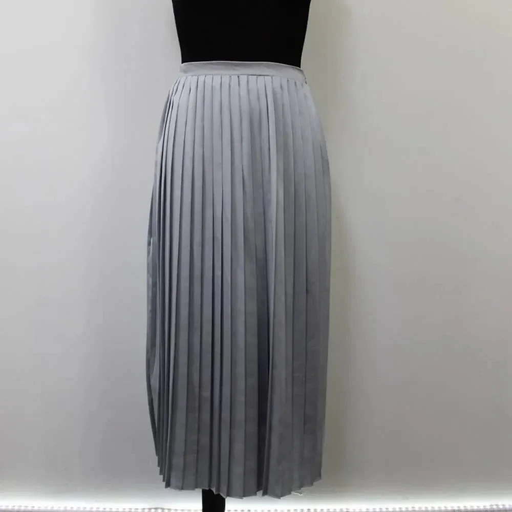Lea & Viola Saks fifth Ave gray pleated skirt - Picture 5 of 8